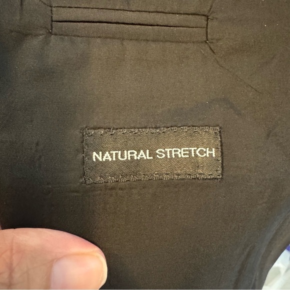 Hugo Boss Virgin Wool 3 Button Blazer Sport Coat - Picture 6 of 9